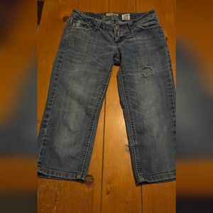 Distressed Women's Ripped Paris Blues Size 5 Denim Bermuda Shorts